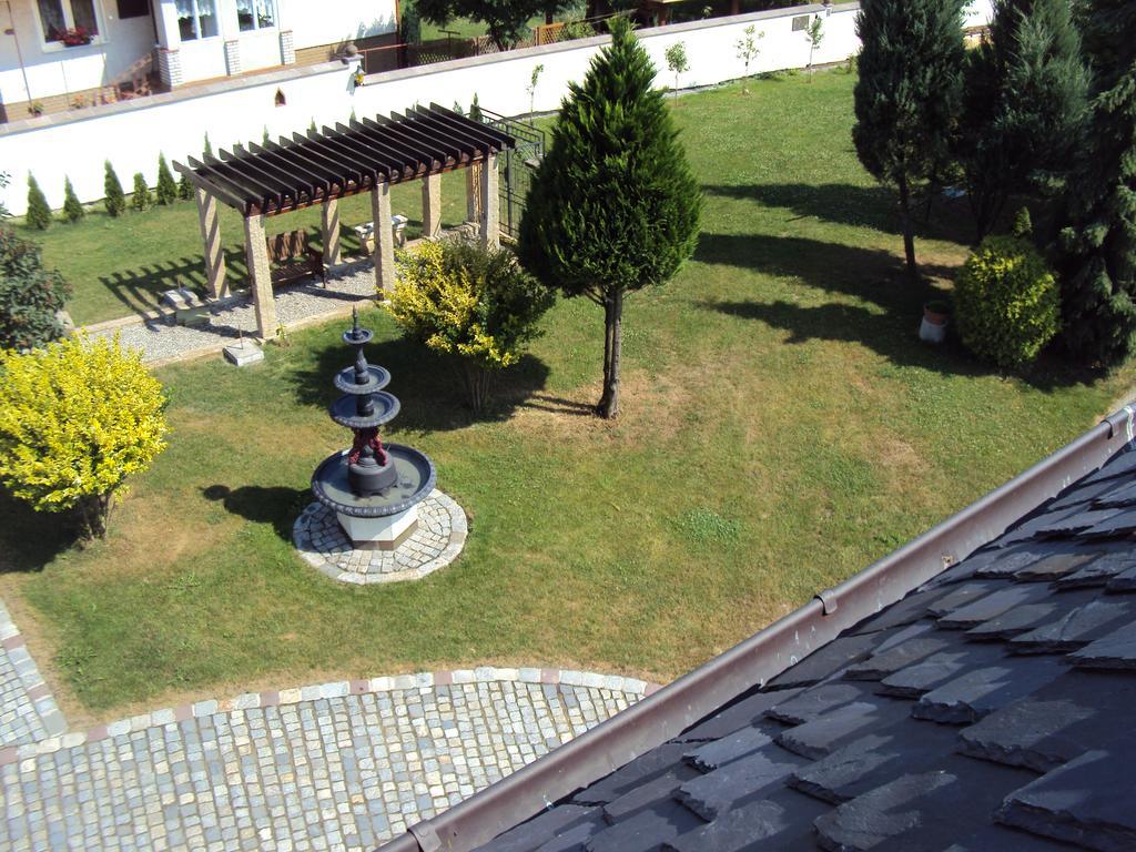 Castle Kastiel Kotesova Apartment ห้อง รูปภาพ