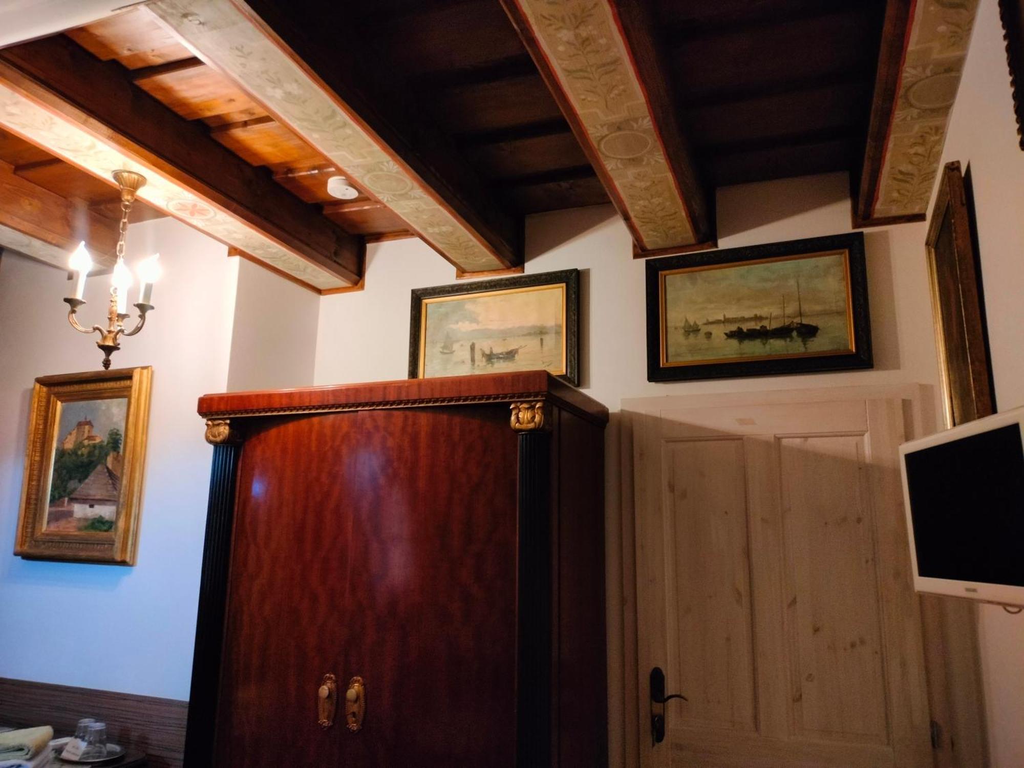 Castle Kastiel Kotesova Apartment ภายนอก รูปภาพ