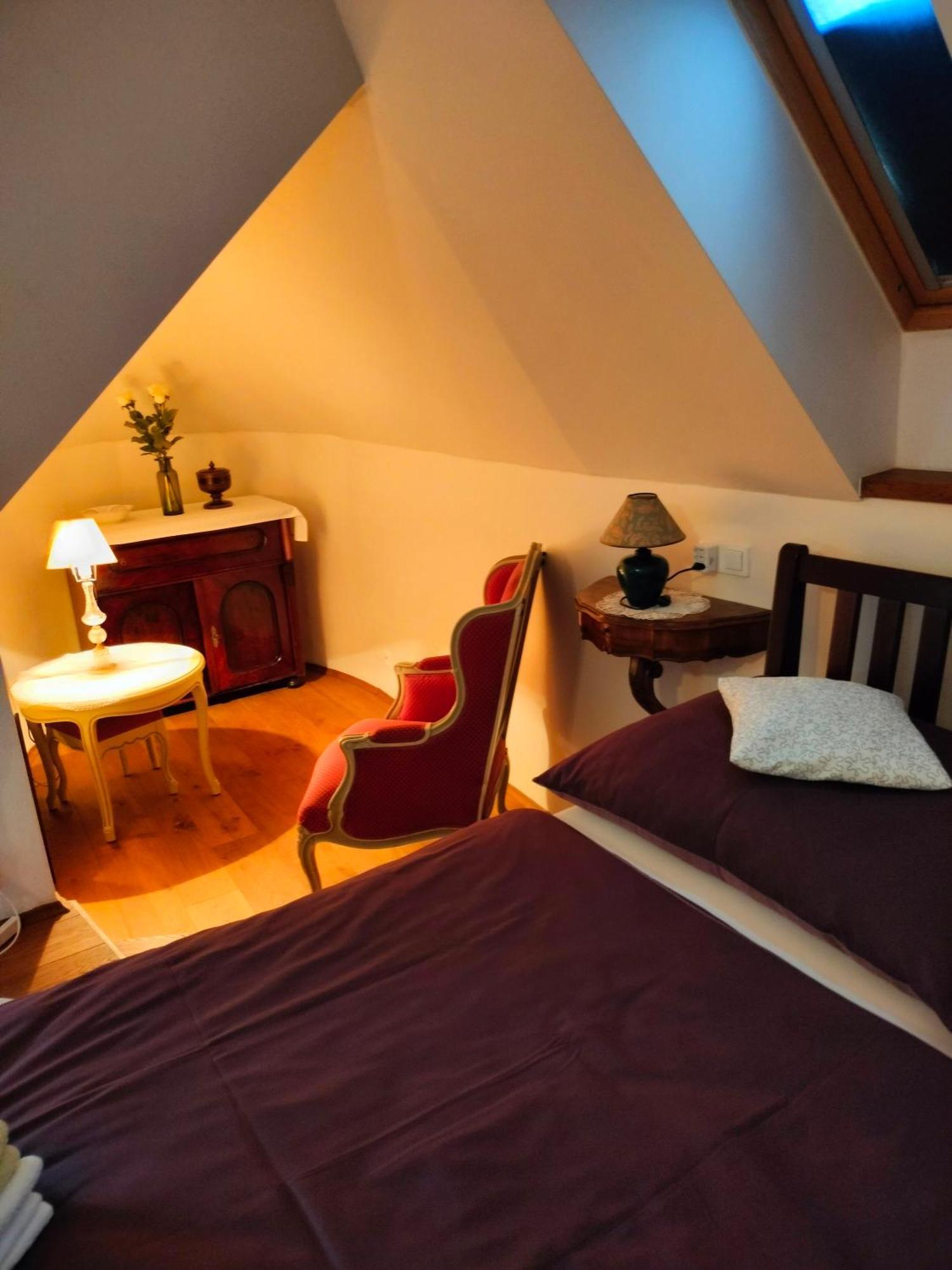 Castle Kastiel Kotesova Apartment ภายนอก รูปภาพ