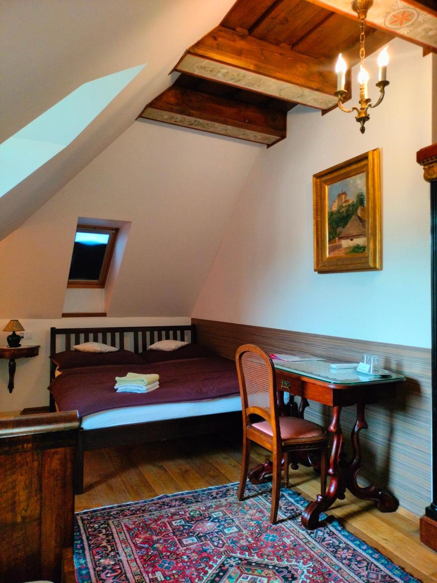 Castle Kastiel Kotesova Apartment ภายนอก รูปภาพ
