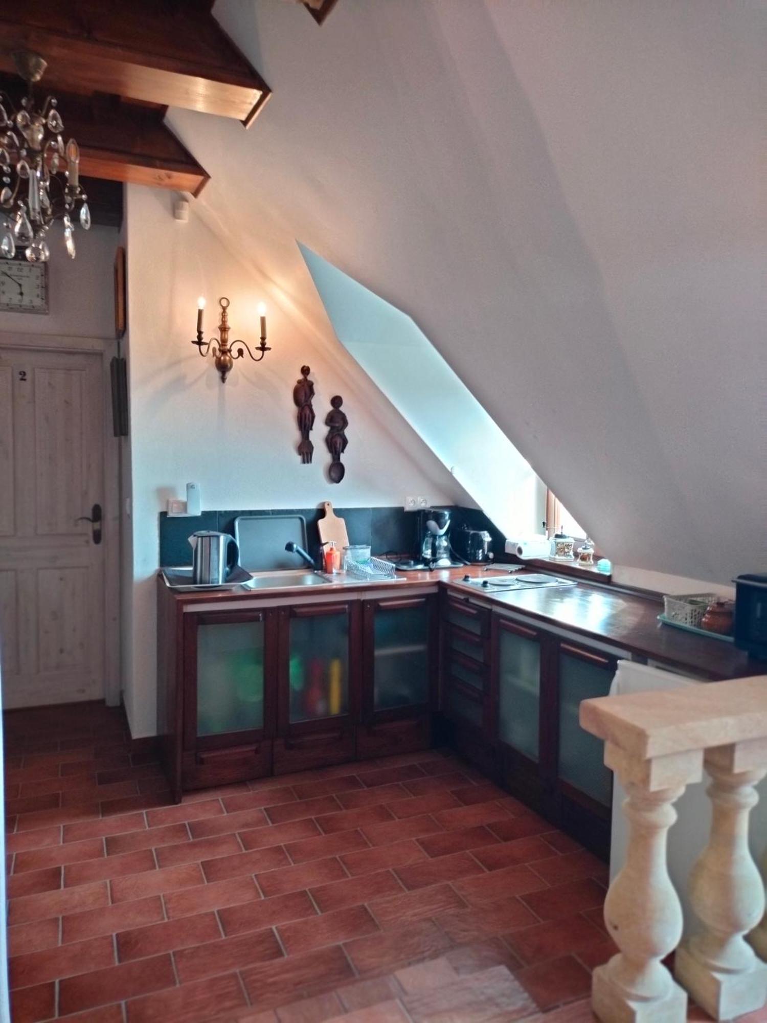 Castle Kastiel Kotesova Apartment ภายนอก รูปภาพ